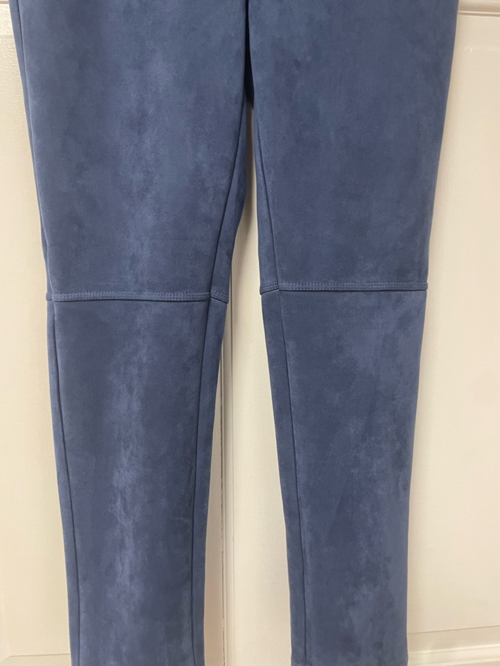 Marc New York Blue Faux Suede Leggings Pants Size Medium Stretch Pull-On - Picture 11 of 12